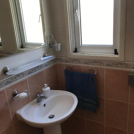 Kykladon 7b Holiday House * בורוקליני